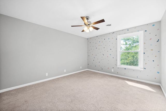 718 Jace Dr, Clarksville, TN 37040