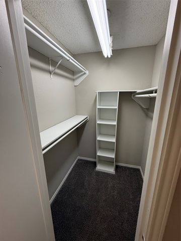 817 Lynne Lane, Burleson, TX 76028