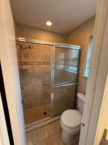 817 Lynne Lane, Burleson, TX 76028