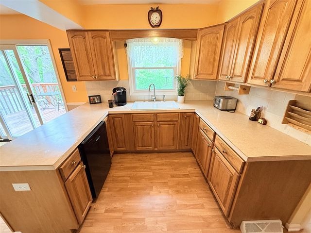 3101 Paris Park Drive, Grand Rapids, MI 49512