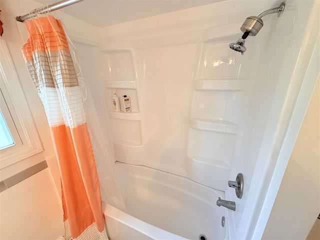 3101 Paris Park Drive, Grand Rapids, MI 49512