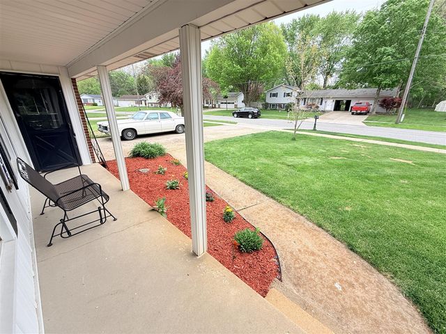 3101 Paris Park Drive, Grand Rapids, MI 49512