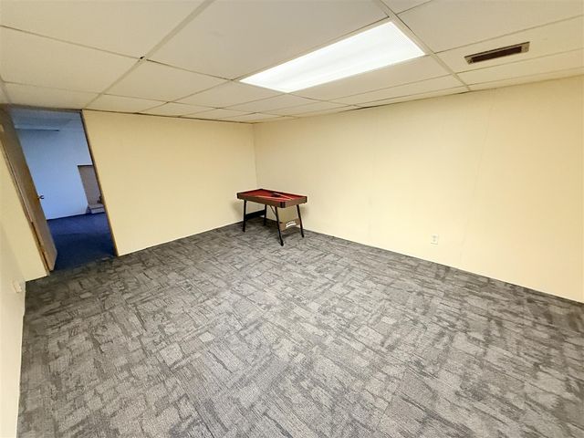 3101 Paris Park Drive, Grand Rapids, MI 49512