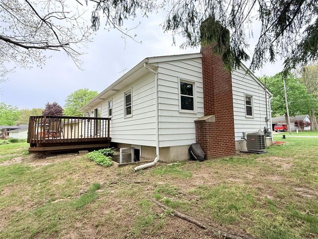3101 Paris Park Drive, Grand Rapids, MI 49512