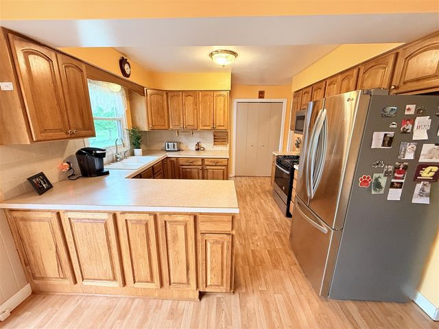 3101 Paris Park Drive, Grand Rapids, MI 49512
