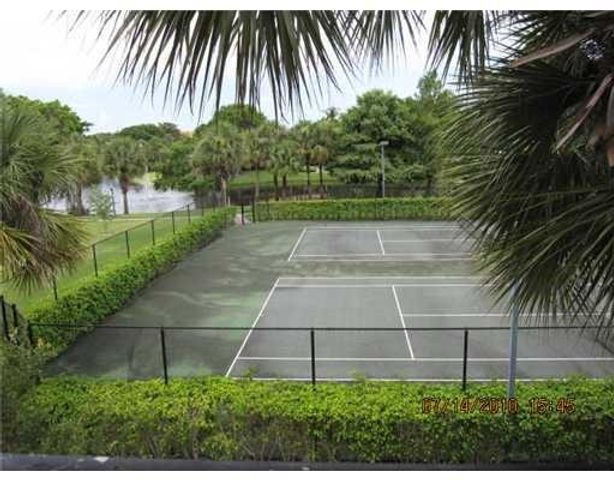 10709 Cleary Boulevard Unit 304, Plantation, FL 33324