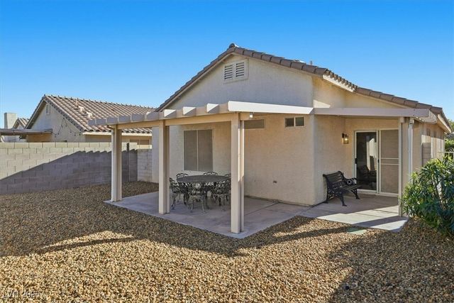 9016 Crooked Shell Avenue, Las Vegas, NV 89143