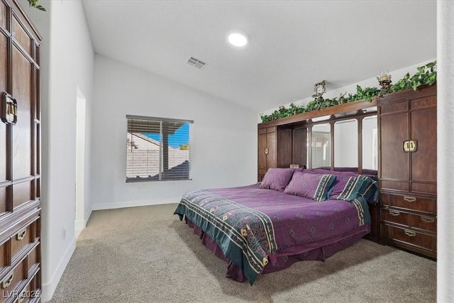 9016 Crooked Shell Avenue, Las Vegas, NV 89143