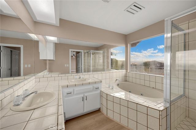 17725 Tude Lane, Apple Valley, CA 92307