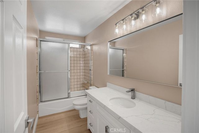 17725 Tude Lane, Apple Valley, CA 92307