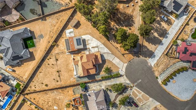 17725 Tude Lane, Apple Valley, CA 92307