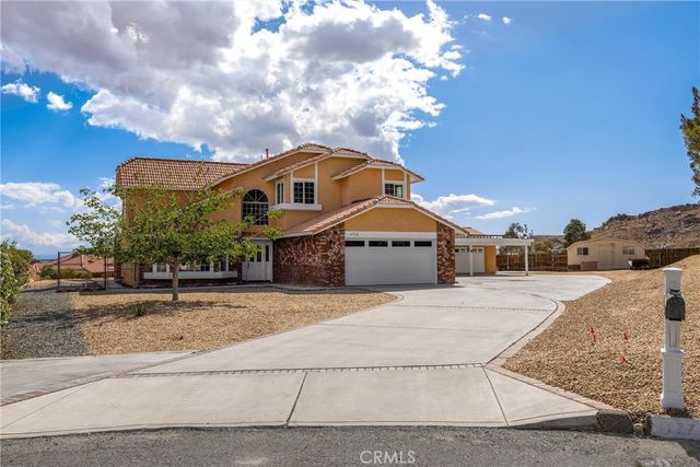17725 Tude Lane, Apple Valley, CA 92307