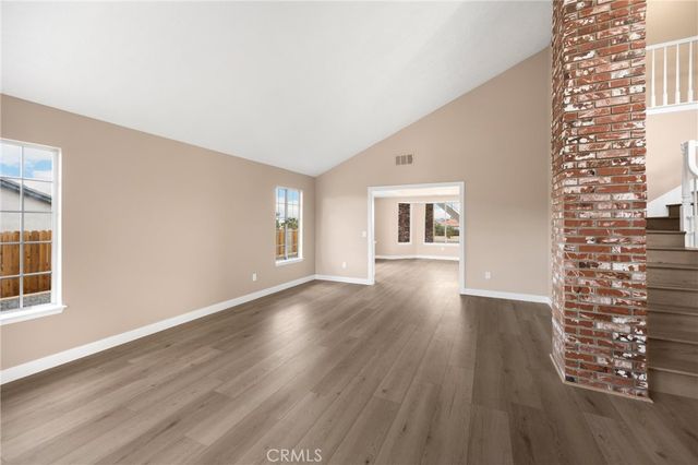 17725 Tude Lane, Apple Valley, CA 92307