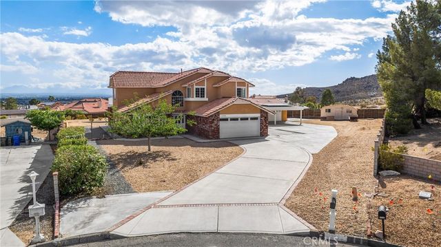 17725 Tude Lane, Apple Valley, CA 92307