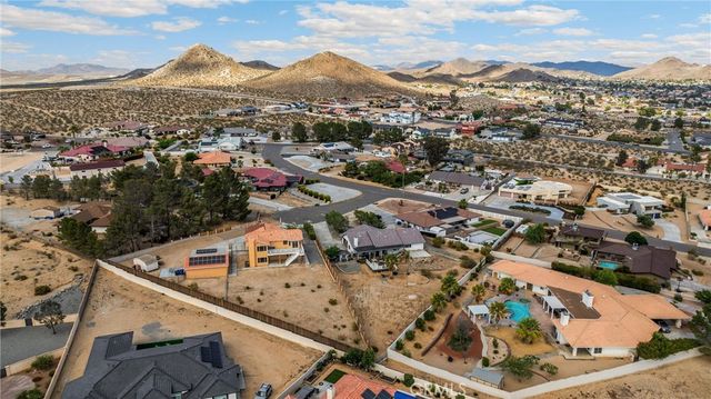 17725 Tude Lane, Apple Valley, CA 92307