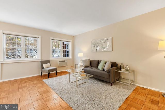 1244 MARTHA CUSTIS DR, Alexandria, VA 22302