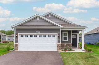 2901 Harnish Drive, Algonquin, IL 60102