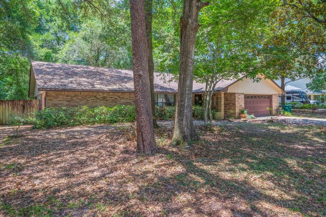 2435 Rocky Shores Drive, Niceville, FL 32578