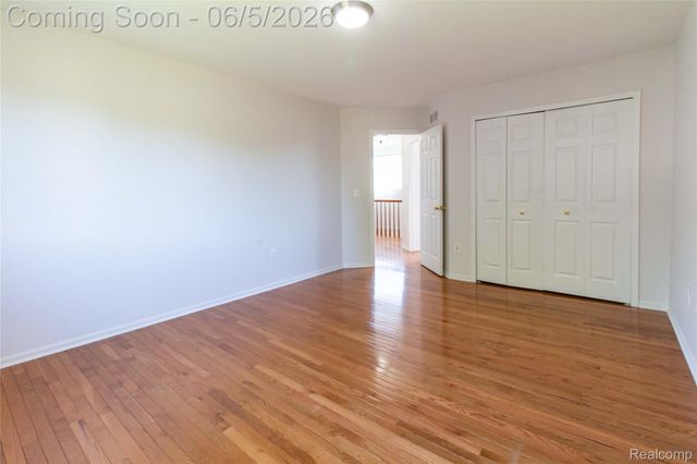 141 Woodslee Drive, Troy, MI 48083