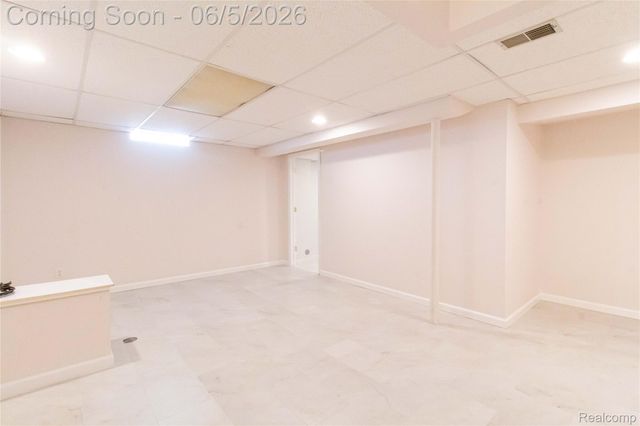 141 Woodslee Drive, Troy, MI 48083