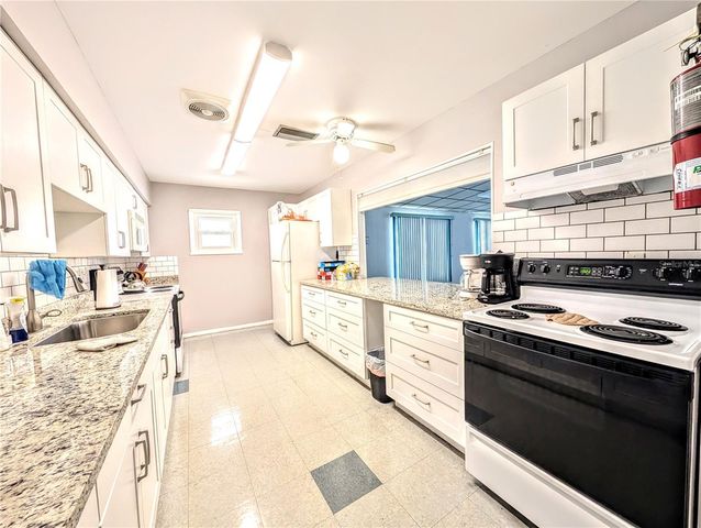 5951 TODD STREET D37, Bradenton, FL 34207