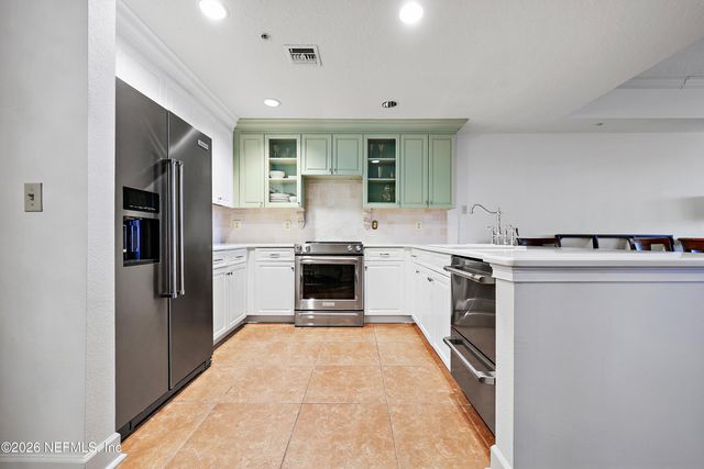 1478 RIVERPLACE Boulevard 701, Jacksonville, FL 32207