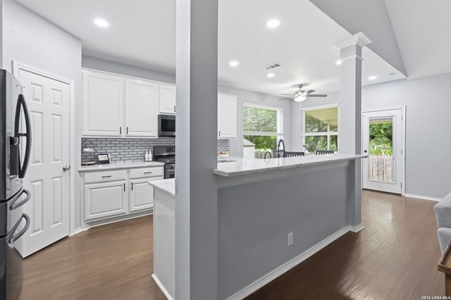 11714 Brae Valley, San Antonio, TX 78249