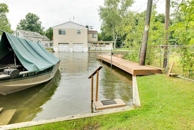 W345S10334 Wambold ROAD, Mukwonago, WI 53149