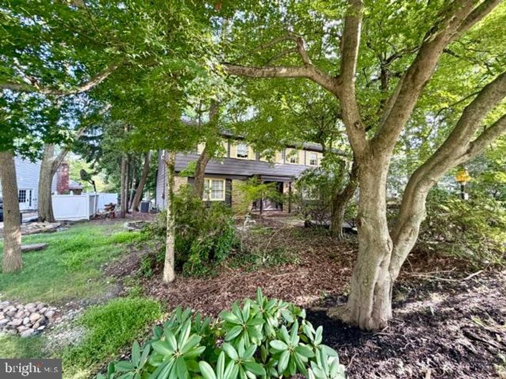 1840 LARK LN, CHERRY HILL, NJ 08003 — exterior