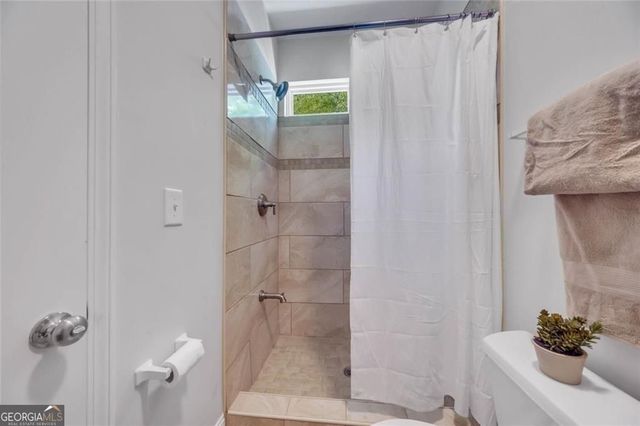 5429 E Mountain Street, Stone Mountain, GA 30083