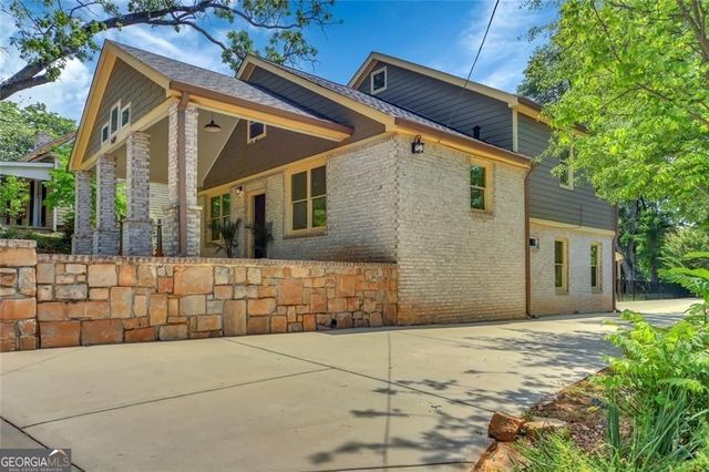 5429 E Mountain Street, Stone Mountain, GA 30083