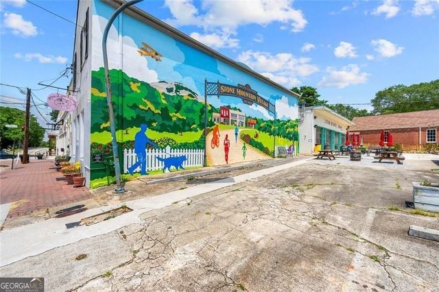 5429 E Mountain Street, Stone Mountain, GA 30083