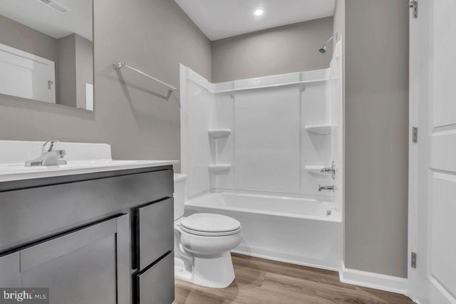 1-L WENDOWSKI ST, Beverly, NJ 08010