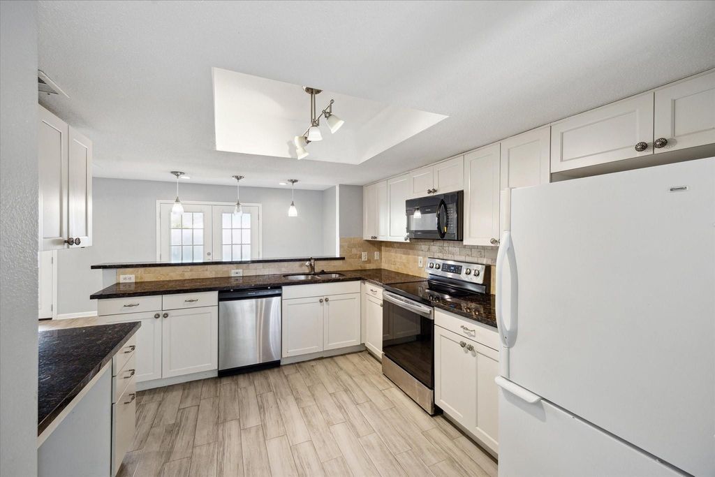 5005 Georgi Lane 36, Houston, TX 77092