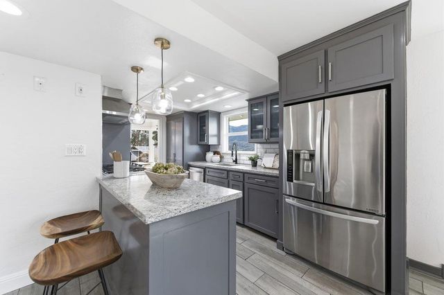 1179 Park Pacifica Avenue, Pacifica, CA 94044