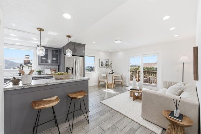 1179 Park Pacifica Avenue, Pacifica, CA 94044