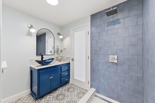 1179 Park Pacifica Avenue, Pacifica, CA 94044