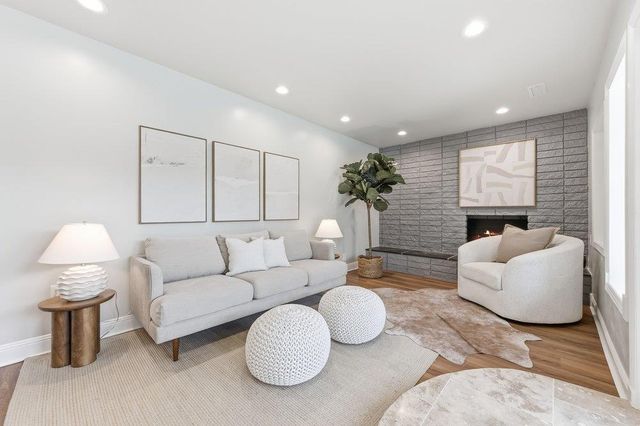 1179 Park Pacifica Avenue, Pacifica, CA 94044