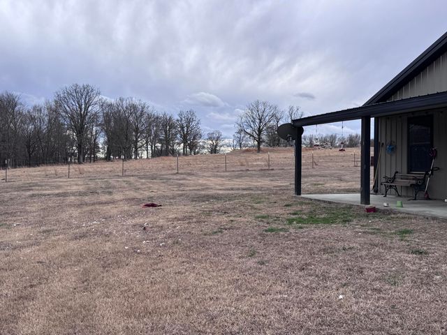 9893 E 550 Road, Rose, OK 74364