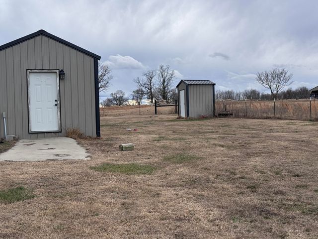 9893 E 550 Road, Rose, OK 74364