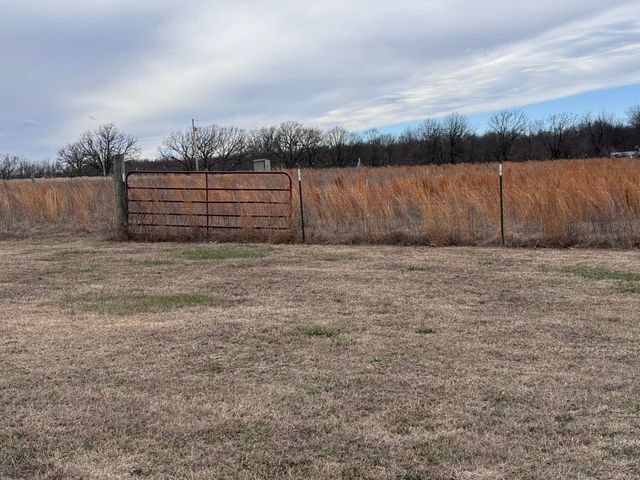 9893 E 550 Road, Rose, OK 74364