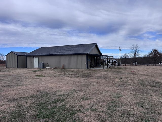 9893 E 550 Road, Rose, OK 74364