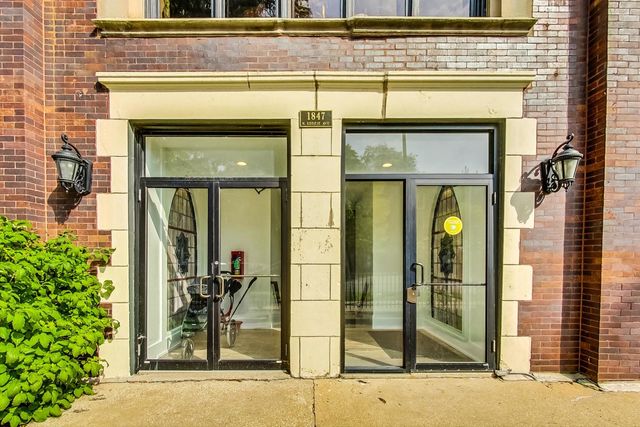 1847 N Kedzie Avenue 1N, Chicago, IL 60647
