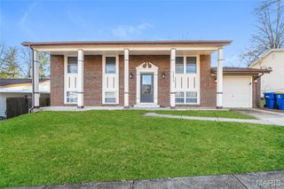 1273 Green Falls Drive, St Louis, MO 63026