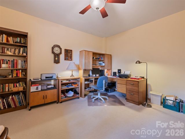 48 Hawks Lift Drive, Waynesville, NC 28786
