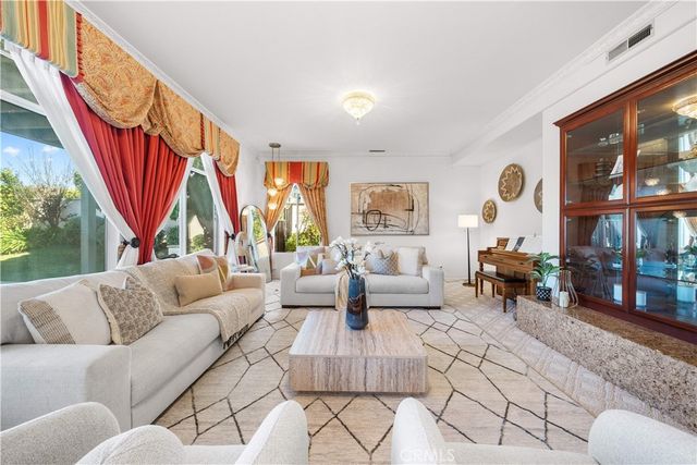 18383 Vantage Pointe, Rowland Heights, CA 91748