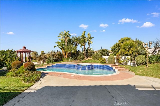 18383 Vantage Pointe, Rowland Heights, CA 91748