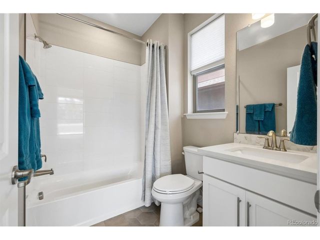 7911 Blue River Ave, Littleton, CO 80125