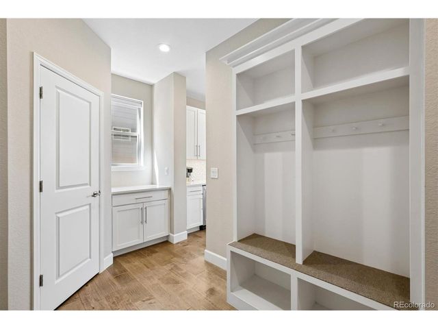 7911 Blue River Ave, Littleton, CO 80125