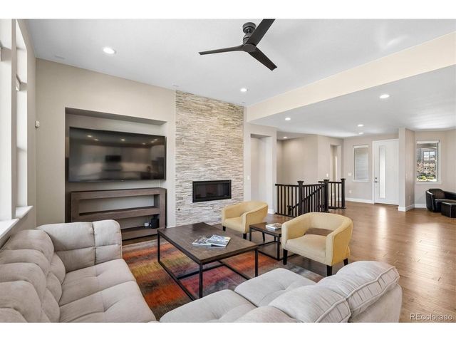 7911 Blue River Ave, Littleton, CO 80125